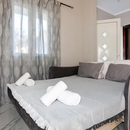 Amaryllis Seaview House By Guestcorfu